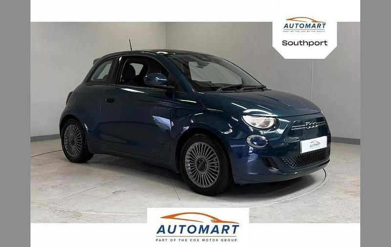 Green Used 2021 Fiat 500e Icon Hatchback | £11,995 (Fair price) - Image 1/4