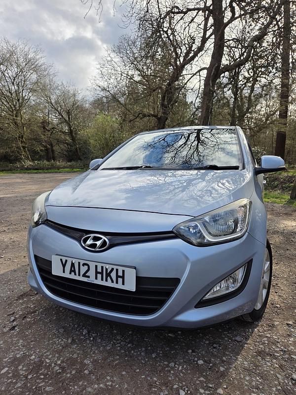 Używany Hyundai i20 Active 2012 Niebieski Hatchback