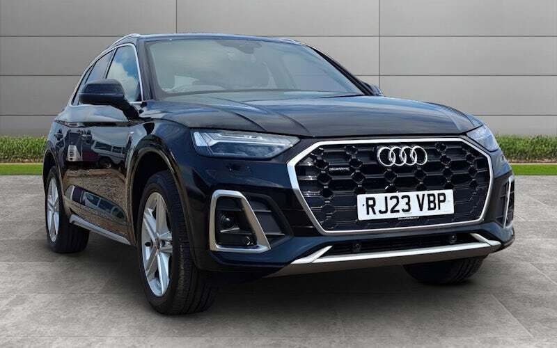 Used 2025 Audi Q5 S-Line SUV | £37,190 (Good price) - Image 1/4
