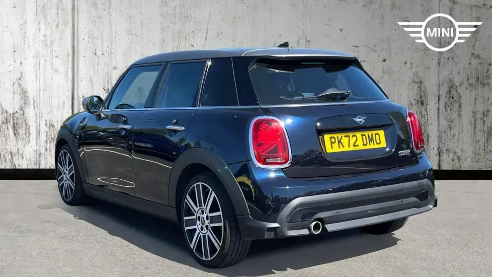 Used Mini Cooper Exclusive 134 HP (98 kW) 2022 Black Hatchback