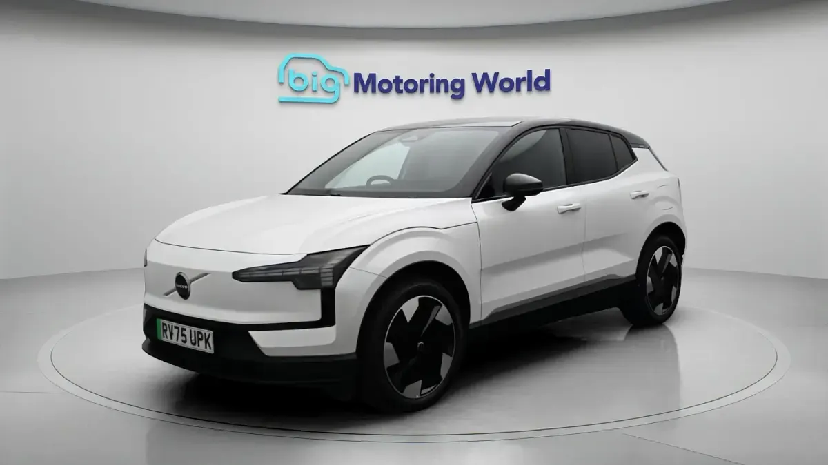 Used Volvo EX30 Plus 314 kW (428 HP) 2025 White SUV