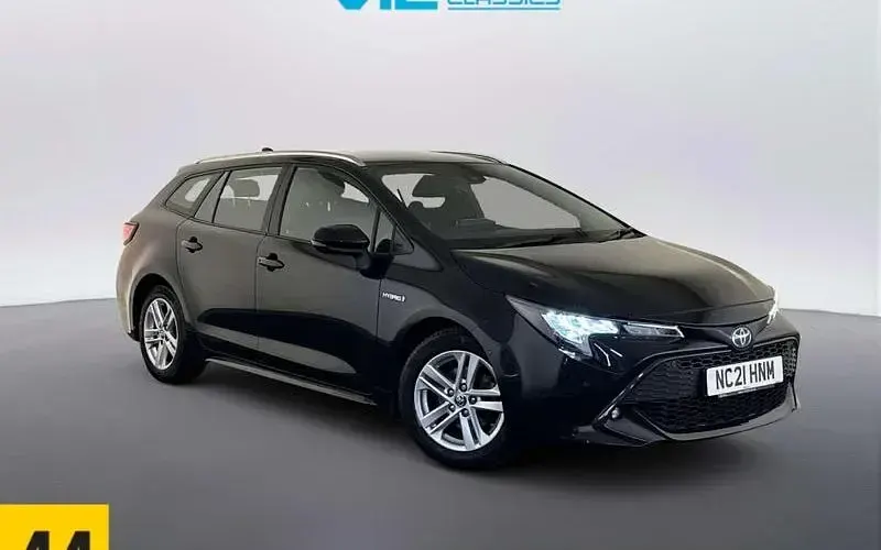 Second-hand Toyota Corolla 122 CP (89 kW) 2021 Break