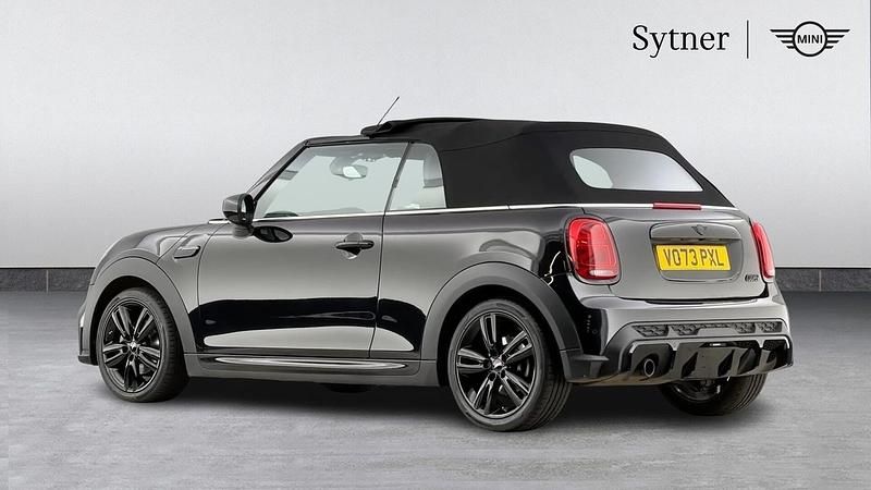 Used Mini Cooper Sport 134 HP (98 kW) 2023 Black Hatchback