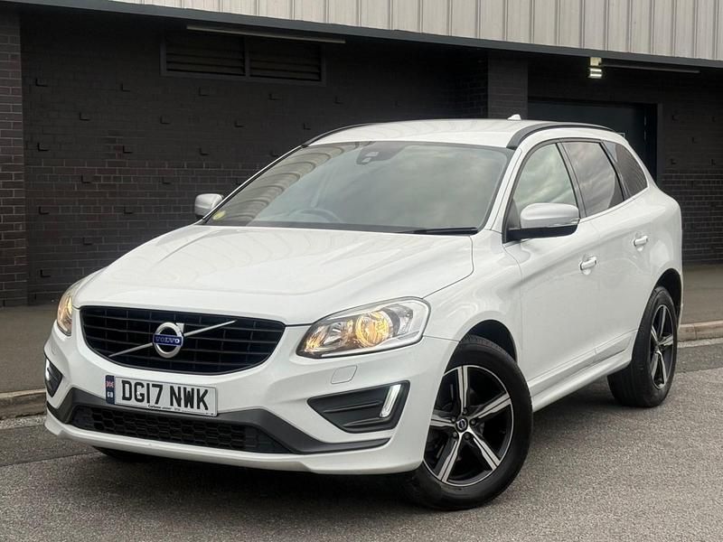 Used Volvo XC60 R-Design 2017 White SUV