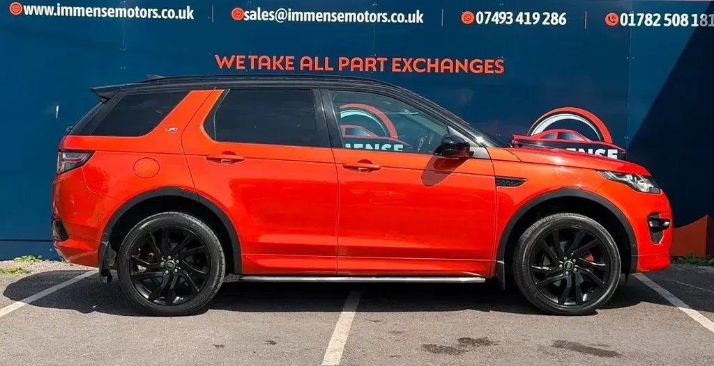 Used Land Rover Discovery Sport HSE Dynamic 180 HP (132 kW) 2017 Orange SUV
