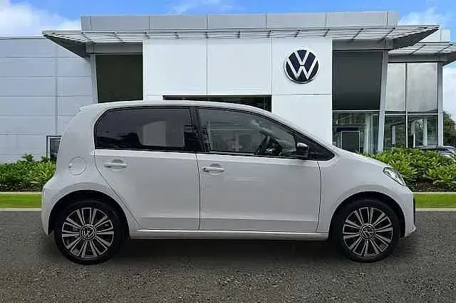 Used VW up! Black Edition 65 HP (47 kW) 2023 White Hatchback