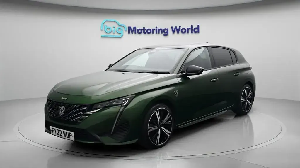 Used Peugeot 308 Premium 225 HP (165 kW) 2022 Green Hatchback
