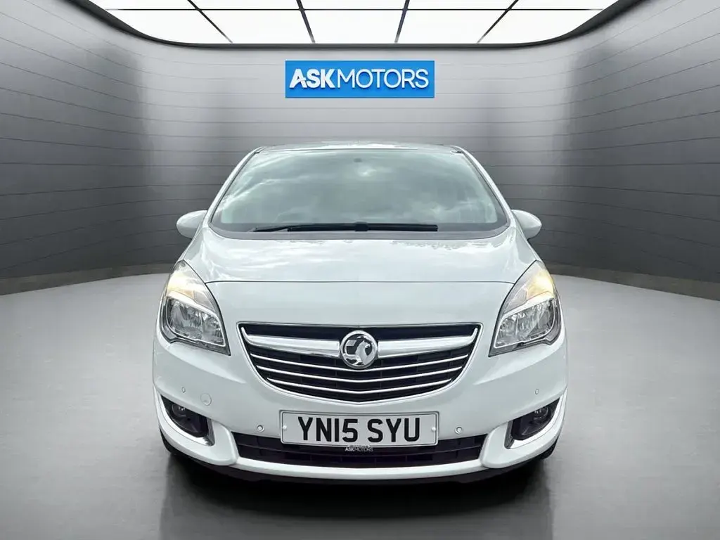Used Vauxhall Meriva 100 HP (73 kW) 2015 White MPV