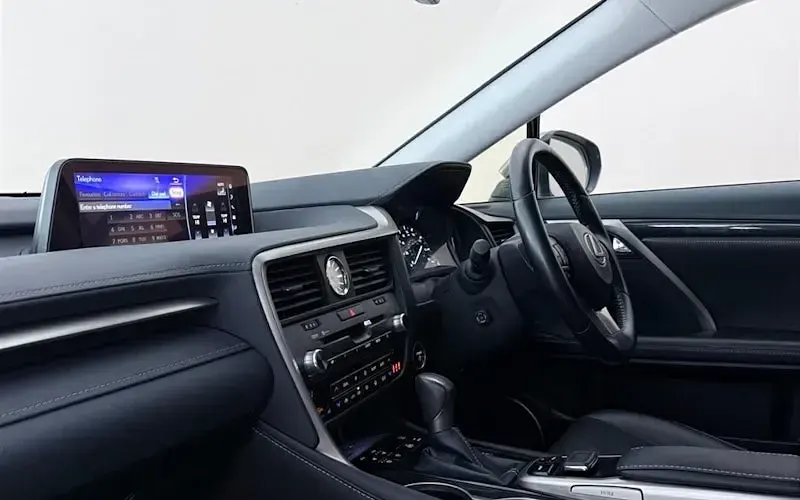 Usado Lexus RX450h Luxury Line 313 CV (230 kW) 2018 Plateado SUV