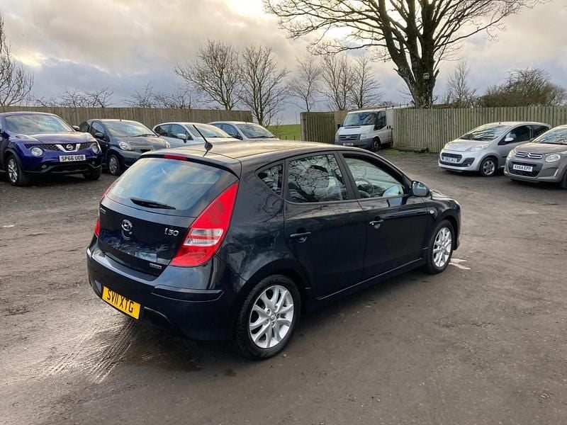 Used Hyundai i30 Comfort 2011 Black Hatchback