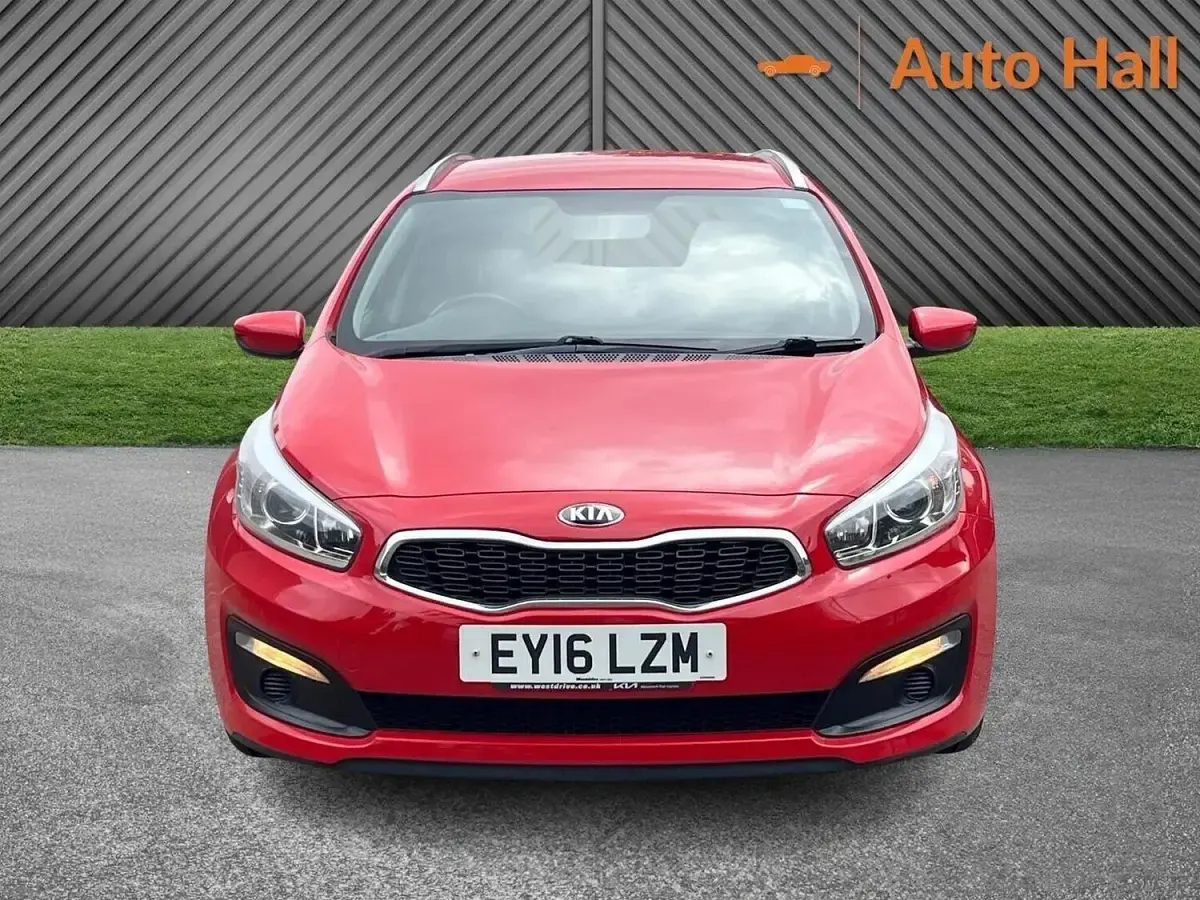 Used Kia Ceed Sportswagon 100 HP (73 kW) 2016 Red Estate