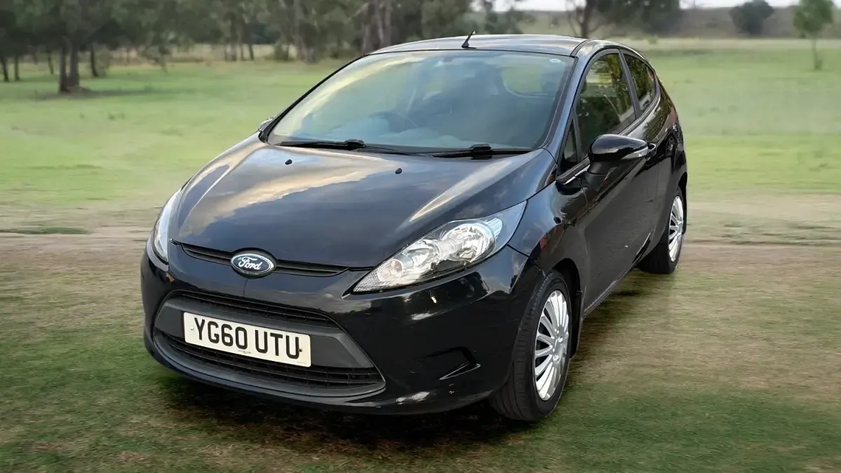 Used Ford Fiesta 96 HP (70 kW) 2010 Black Hatchback