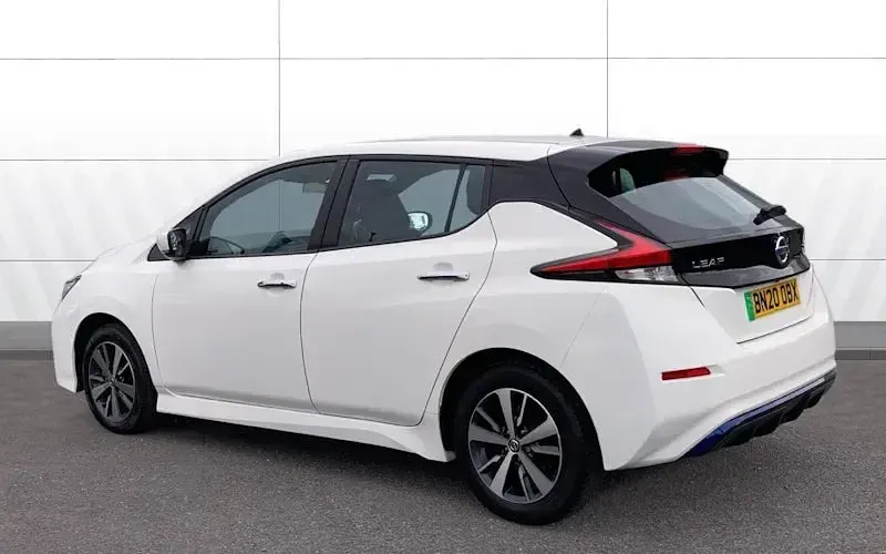 Usado Nissan Leaf Acenta 110 kW (150 HP) 2019 Branco Citadino