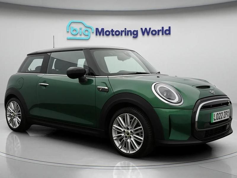 Green Used 2022 Mini Cooper SE Hatch Hatchback | £15,500 (Fair price) - Image 1/4