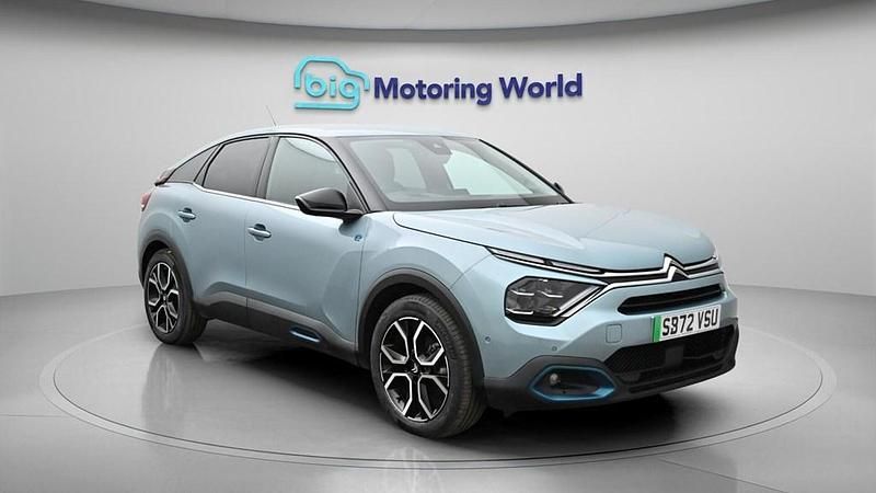 Usado Citroën e-C4 Shine 100 kW (136 HP) 2023 Citadino
