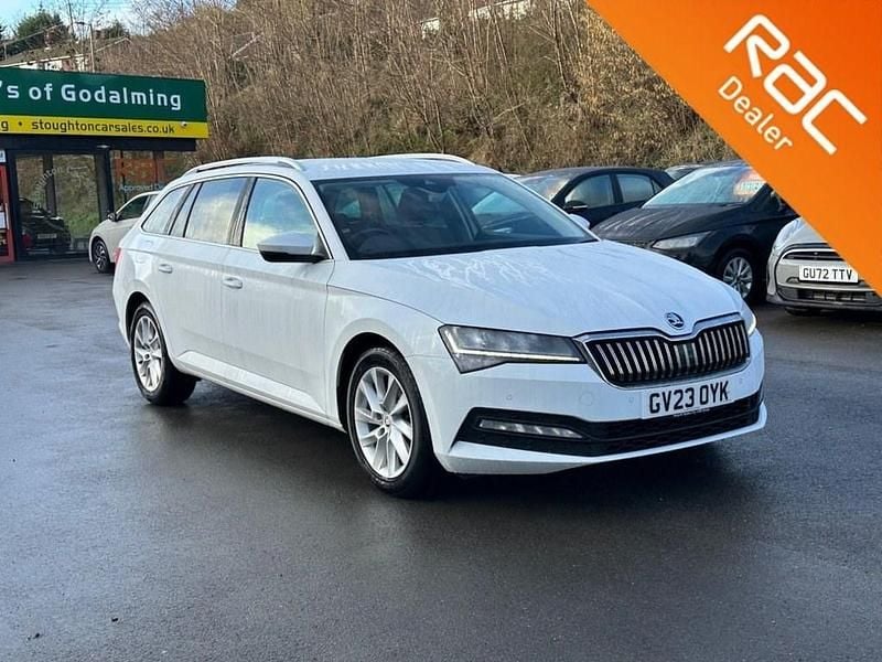 Used Skoda Superb SE Technology 150 HP (110 kW) 2023 White Estate