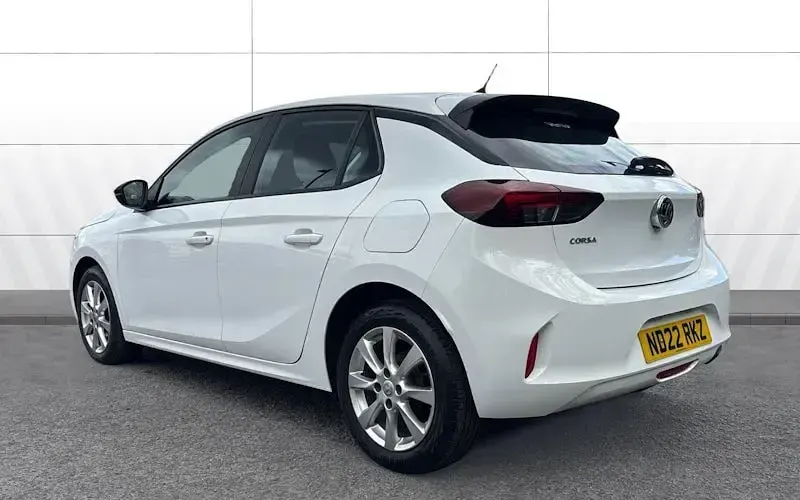 Used Vauxhall Corsa Edition 75 HP (55 kW) 2022 White Hatchback