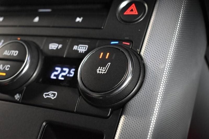 Used Land Rover Range Rover evoque Dynamic 190 HP (139 kW) 2013 White SUV