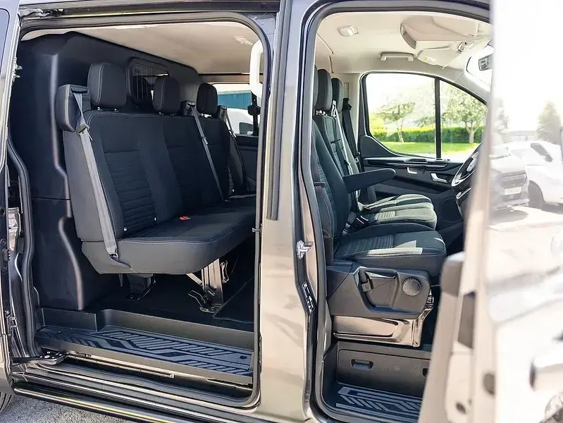 Used Ford Transit Custom Limited 170 HP (125 kW) 2022 Grey Van