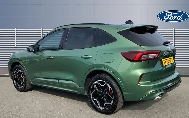 Begagnad Ford Kuga ST-Line X 242 HK (177 kW) 2026 SUV
