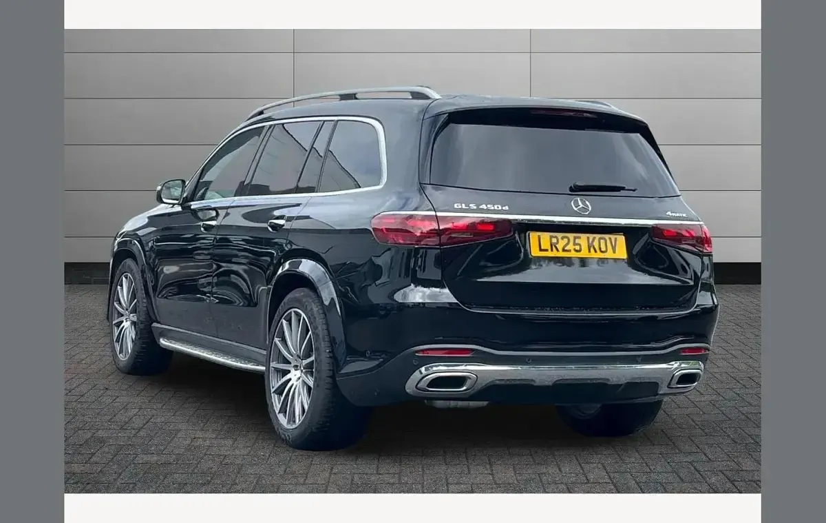 Used Mercedes GLS450 AMG Line Premium Plus 362 HP (266 kW) 2025 Black SUV