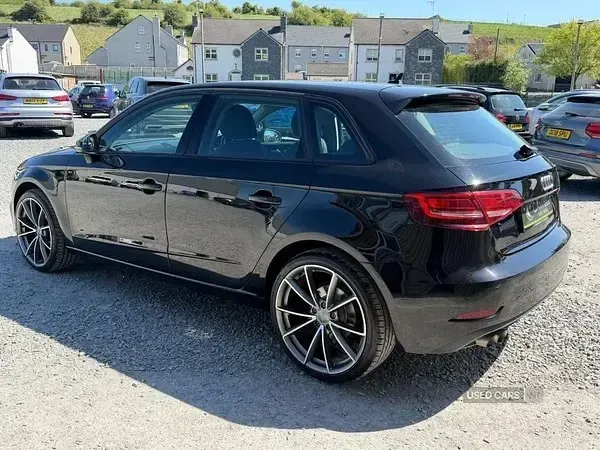 Używany Audi A3 150 KM (110 kW) 2017 Czarny Hatchback