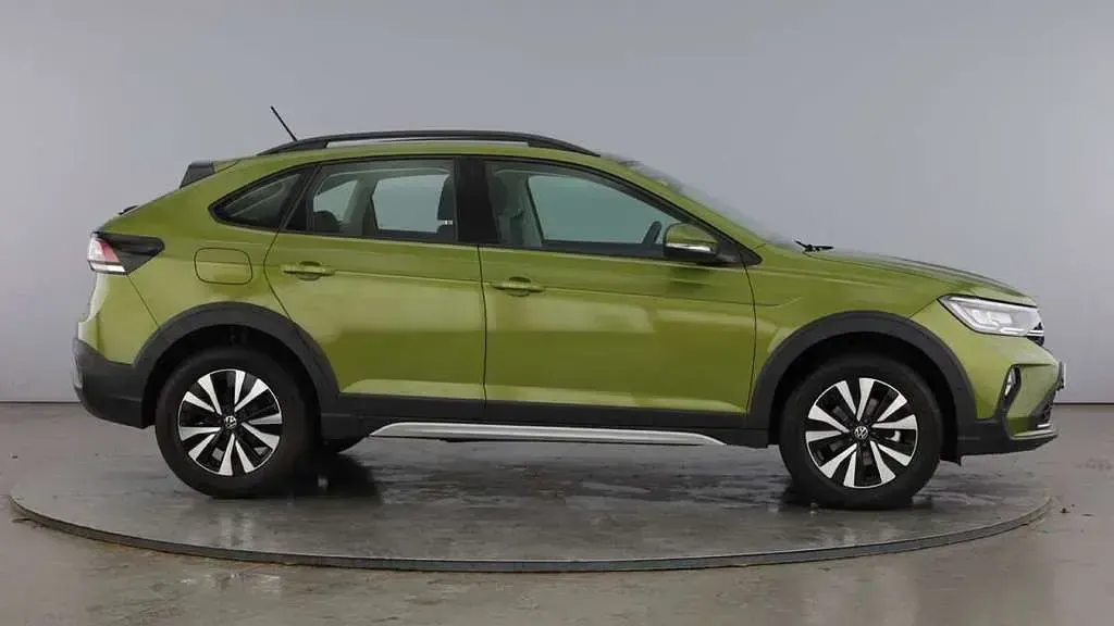 Used VW Taigo Life 95 HP (69 kW) 2025 Green SUV
