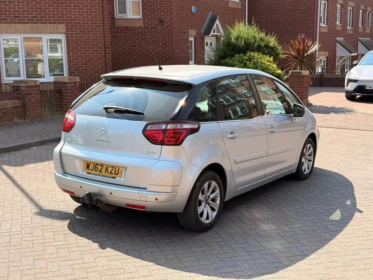Used Citroën C4 Picasso VTR Sport 2012 Silver MPV