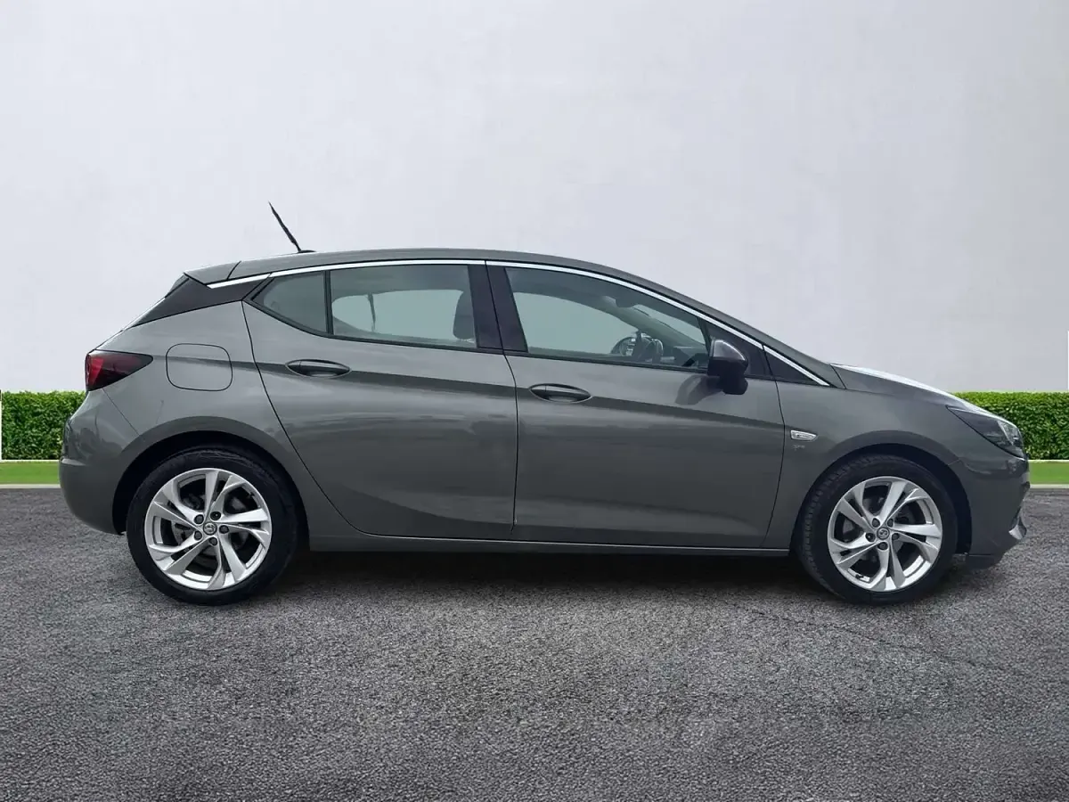 Used Vauxhall Astra SRi 145 HP (106 kW) 2020 Grey Hatchback