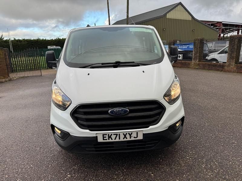 Used Ford Transit Custom 130 HP (95 kW) 2021 White Van