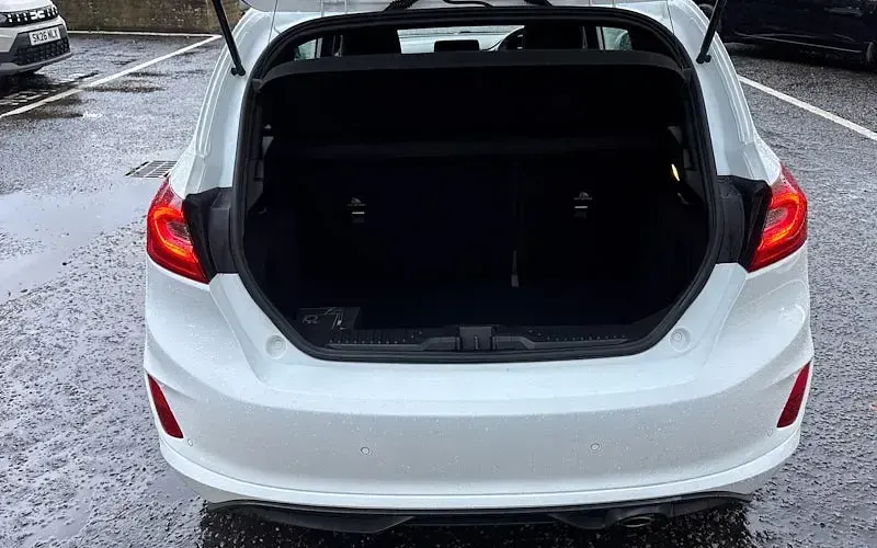 Used Ford Fiesta ST-Line 95 HP (69 kW) 2021 White Hatchback