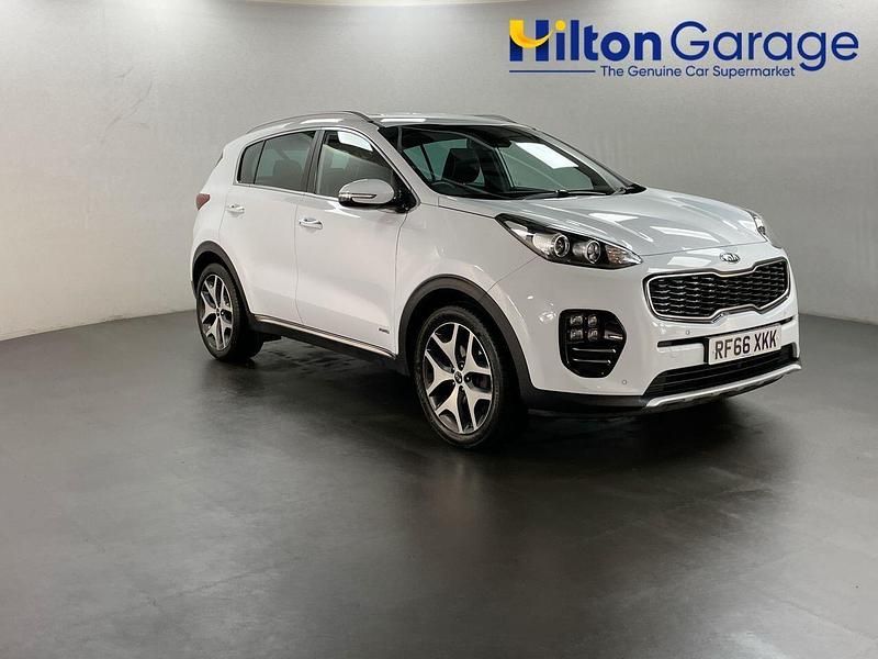 White Used 2017 Kia Sportage GT-Line SUV | £12,650 (Fair price) - Image 1/4