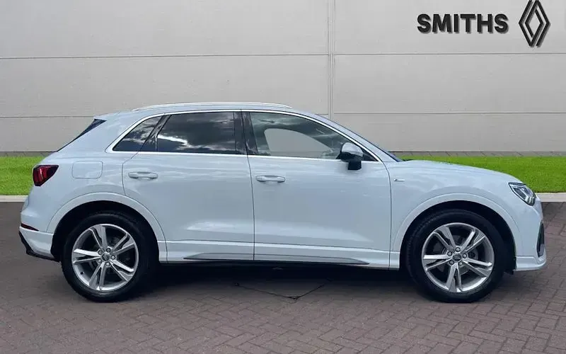 Used Audi Q3 S-Line 150 HP (110 kW) 2023 SUV