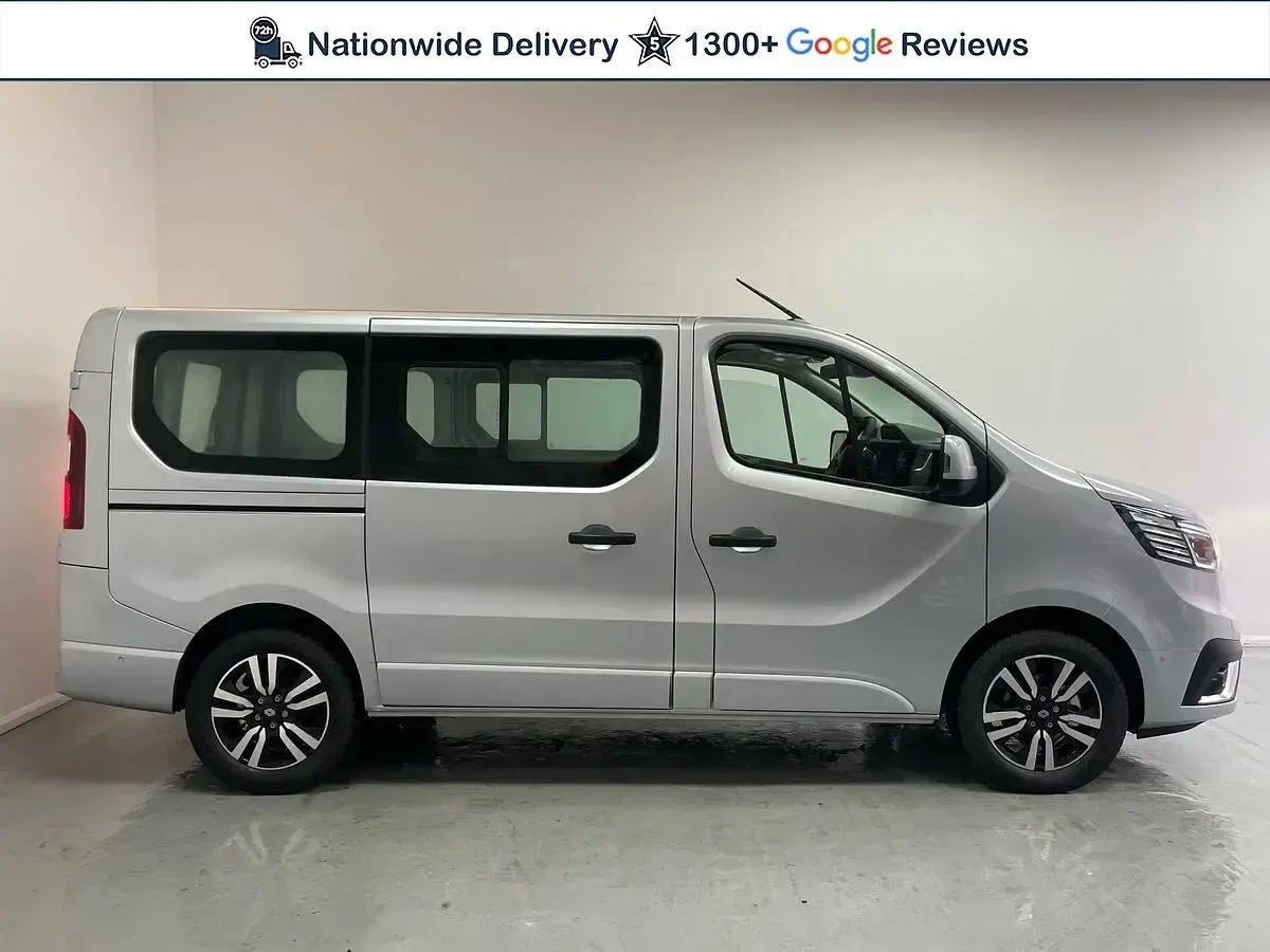 New Renault Trafic 2025 Grey MPV