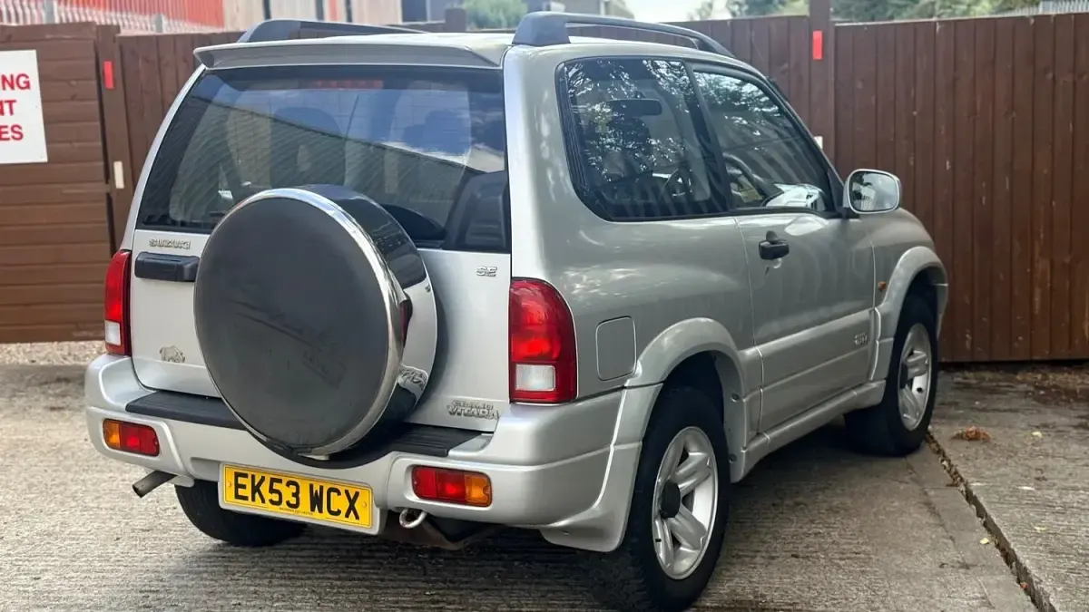 Used Suzuki Grand Vitara 2003 Silver Estate