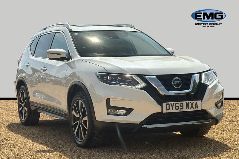 White Used 2019 Nissan X-Trail Tekna SUV | £16,225 (Fair price) - Image 1/3