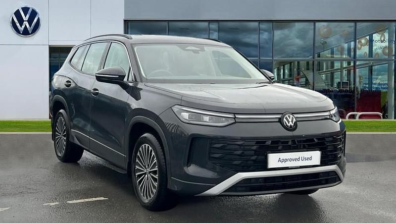 Used VW Tayron Life 150 HP (110 kW) 2025 Urano grey SUV