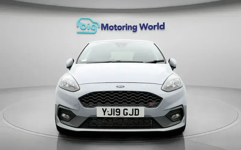 Used Ford Fiesta ST 200 HP (147 kW) 2019 Silver Hatchback