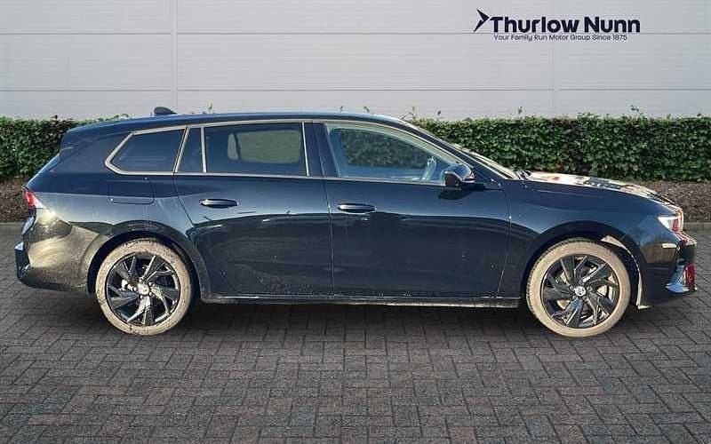 Used Vauxhall Astra 131 HP (96 kW) 2026 Estate