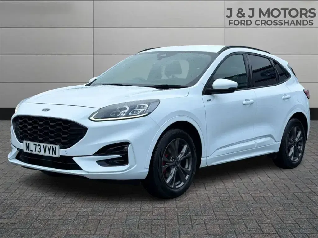 Used Ford Kuga ST-Line 150 HP (110 kW) 2023 White SUV