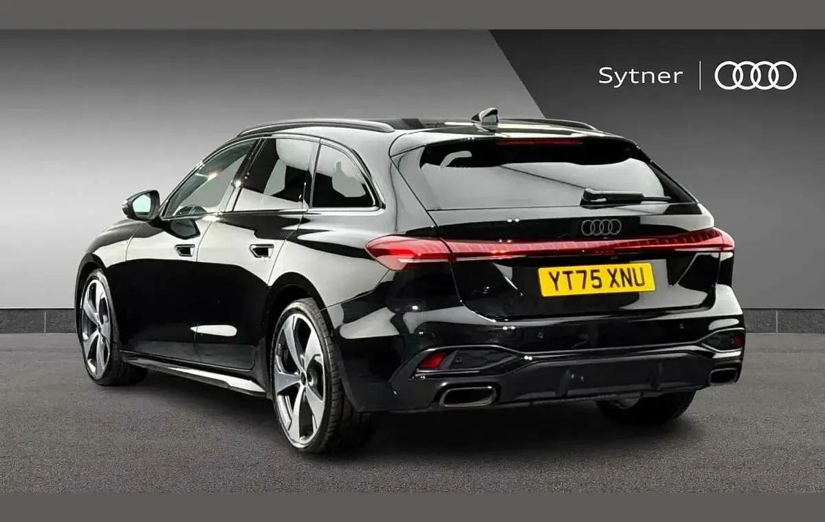 Used Audi A5 Advanced 200 HP (147 kW) 2025 Black Estate