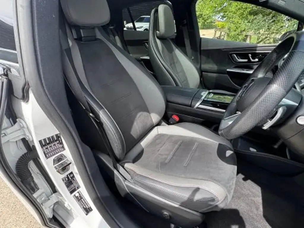 Used Mercedes EQE300 AMG Line Premium 180 kW (245 HP) 2024 Sedan