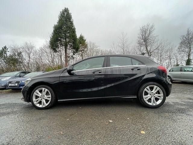 Used Mercedes A180 122 HP (89 kW) 2016 Black Hatchback