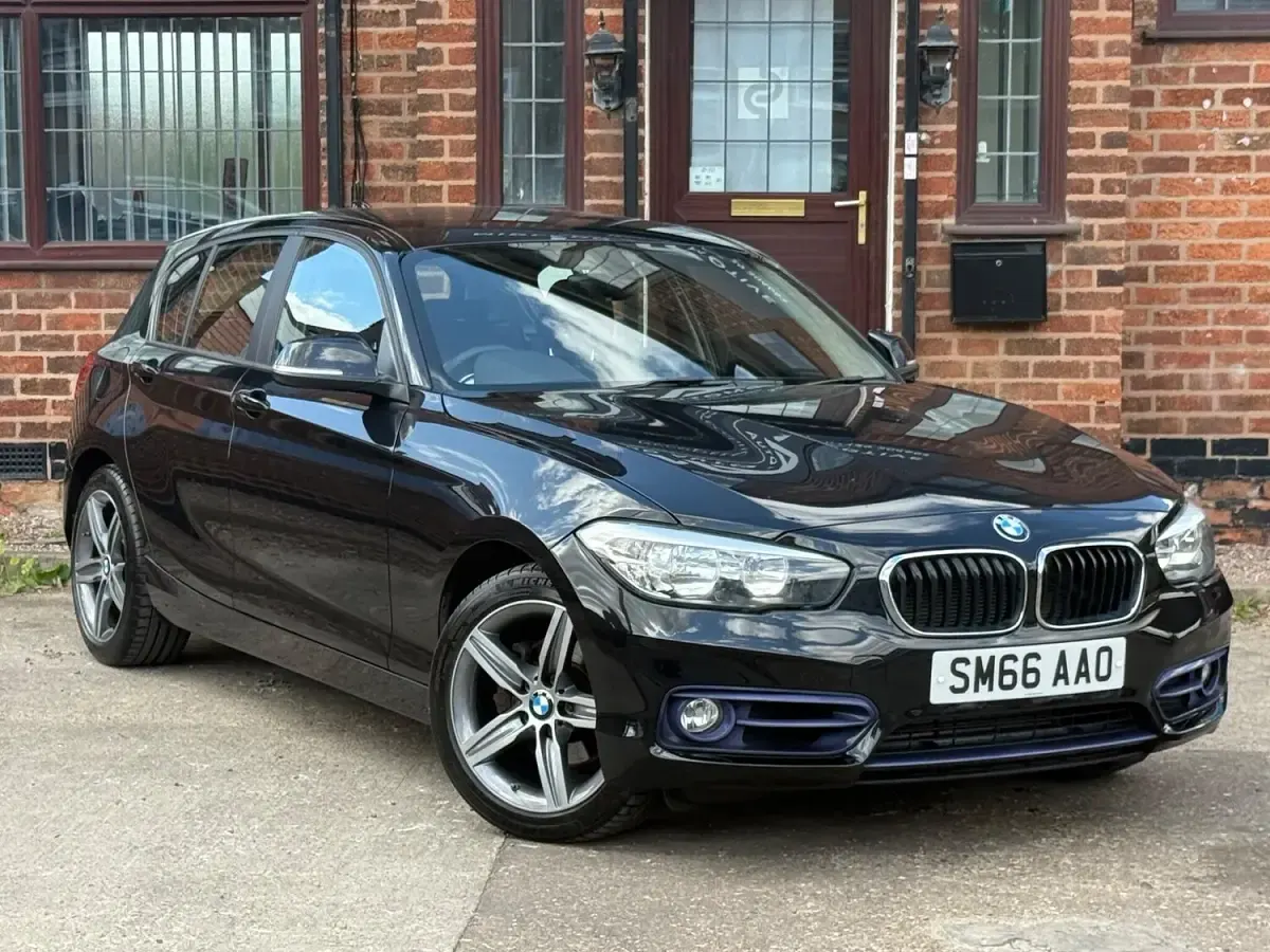 Used BMW 120 Sport Line 2016 Black Hatchback
