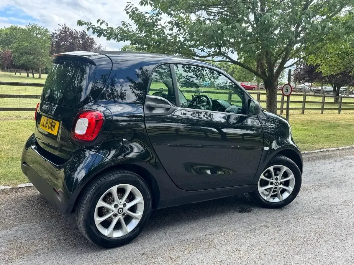 Used Smart ForTwo Coupé Passion 71 HP (52 kW) 2018 Black Coupe