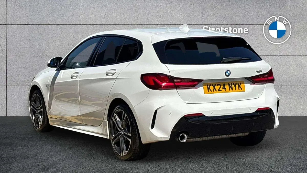 Used BMW 118 M Sport 134 HP (98 kW) 2024 White Hatchback