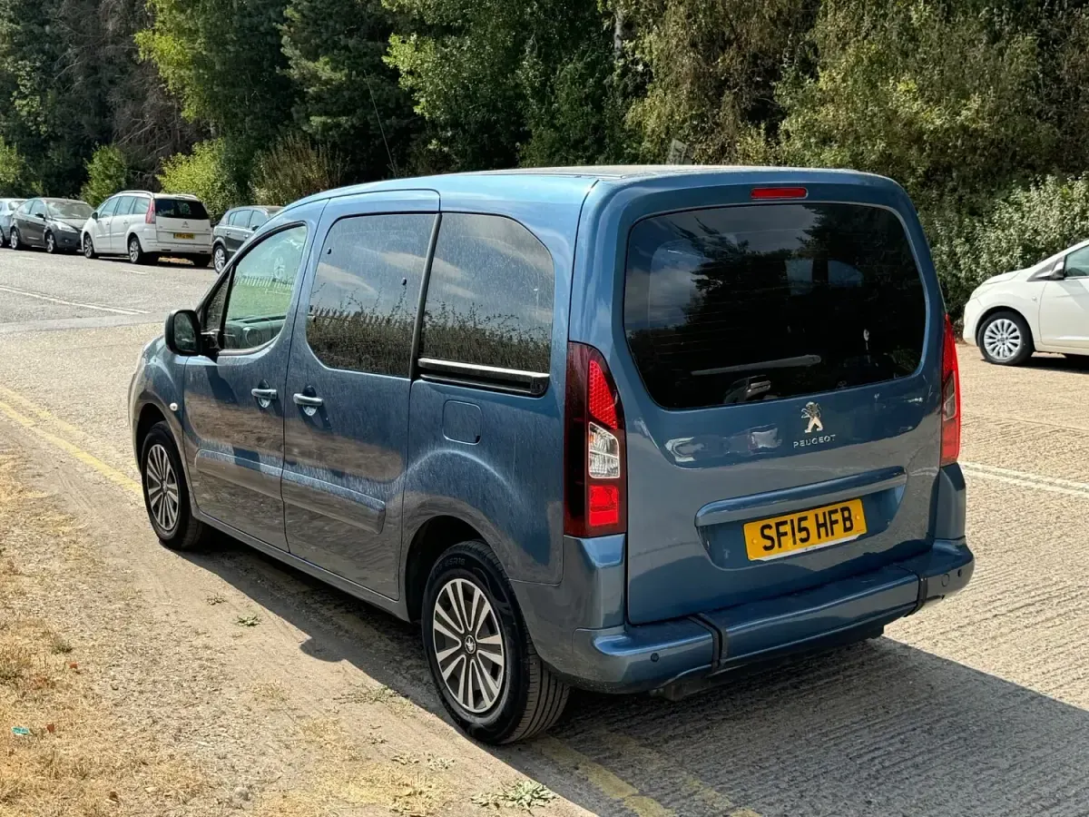 Used Peugeot TePee S 2015 Blue MPV
