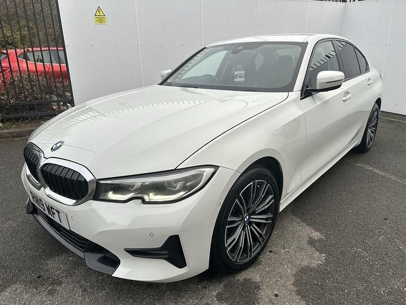 Used BMW 320 Sport Line 190 HP (139 kW) 2019 White Sedan