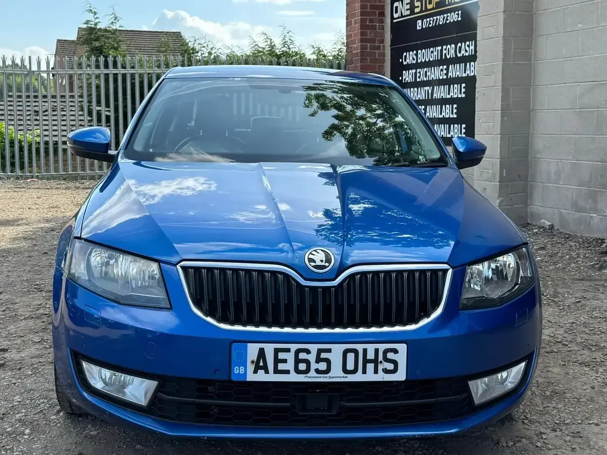 Gebraucht Skoda Octavia SE L 150 PS (110 kW) 2015 Blau Kombi