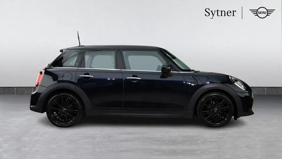 Used Mini Cooper Exclusive 134 HP (98 kW) 2023 Black Hatchback